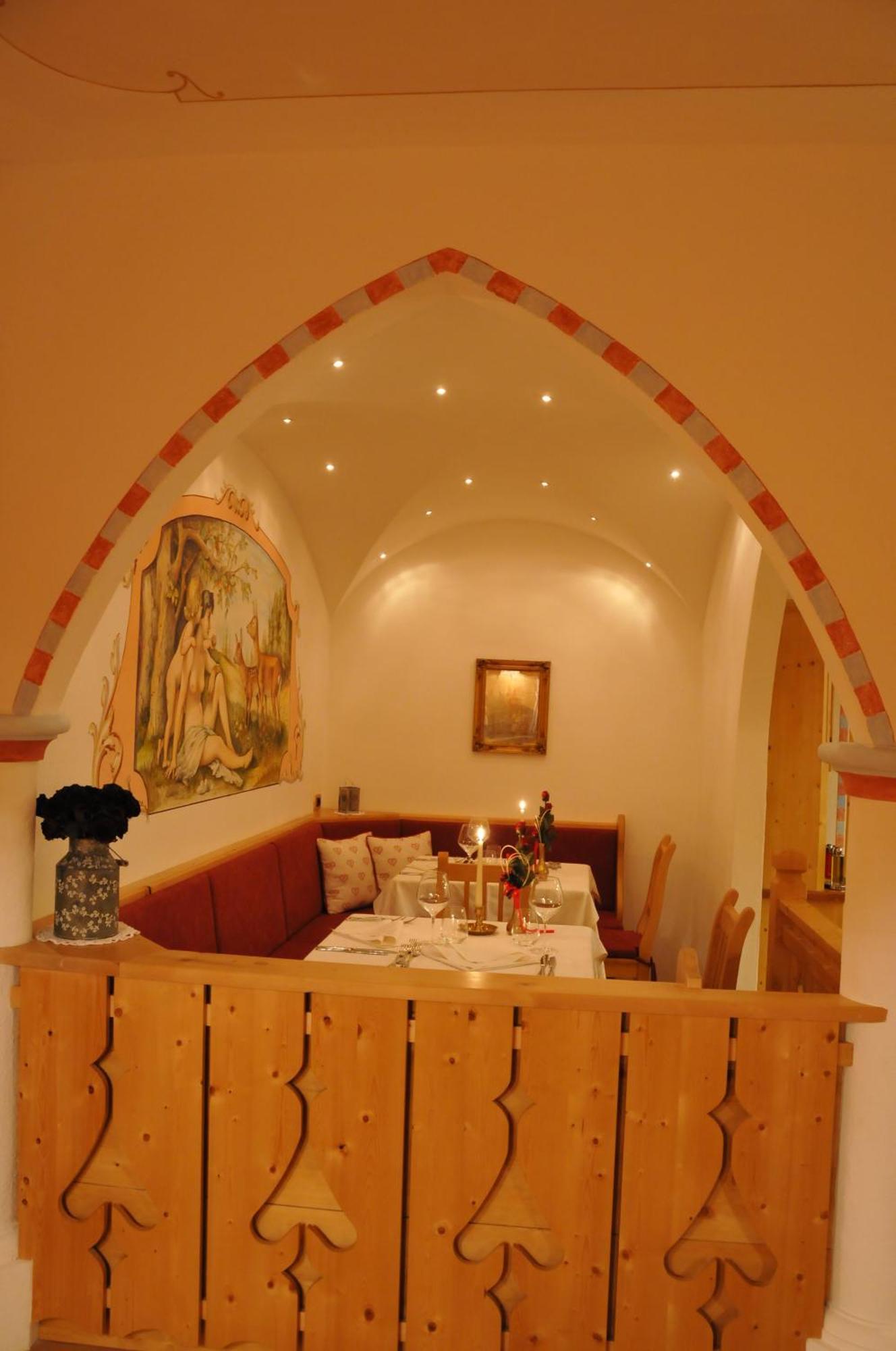 Hotel Valacia Pozza di Fassa Exterior foto