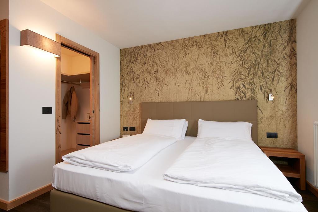 Hotel Valacia Pozza di Fassa Zimmer foto