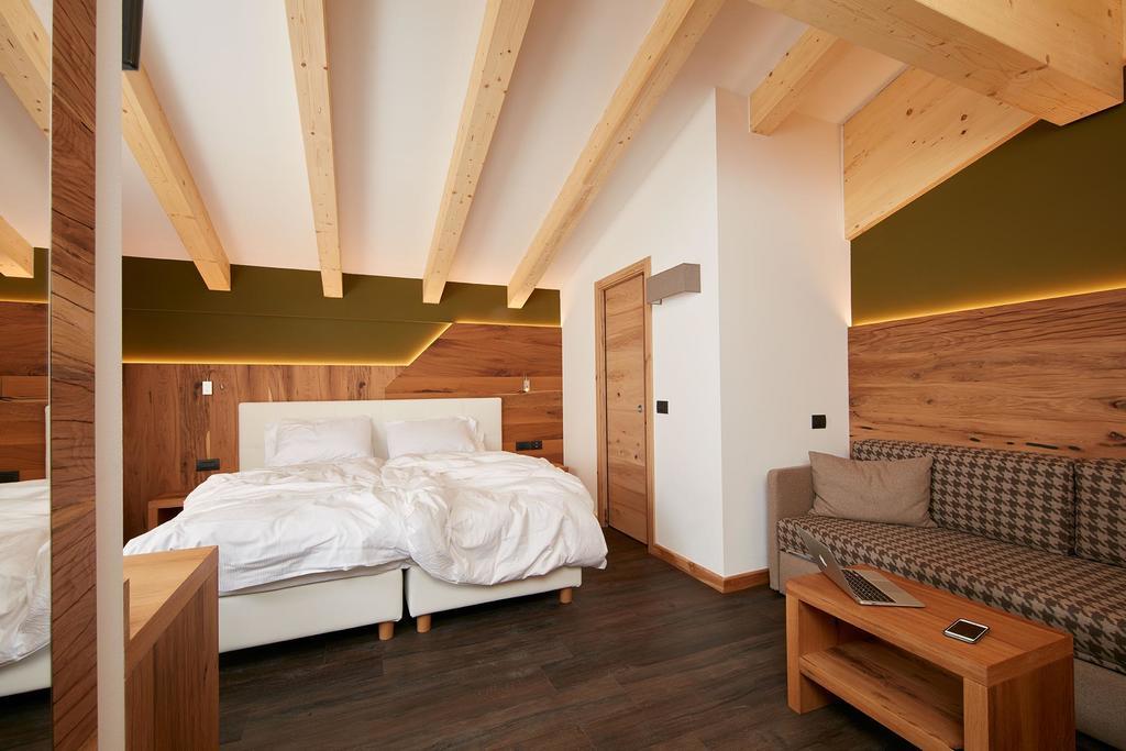 Hotel Valacia Pozza di Fassa Zimmer foto